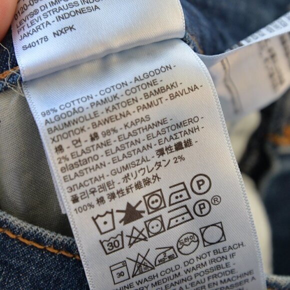 Levi's Wedgie Straight Jeans Sz 26 - Picture 8 of 8